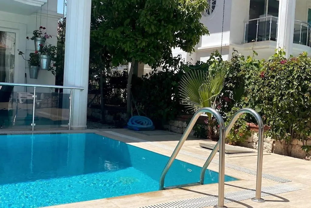 Palm Villa Fethiye 0*,